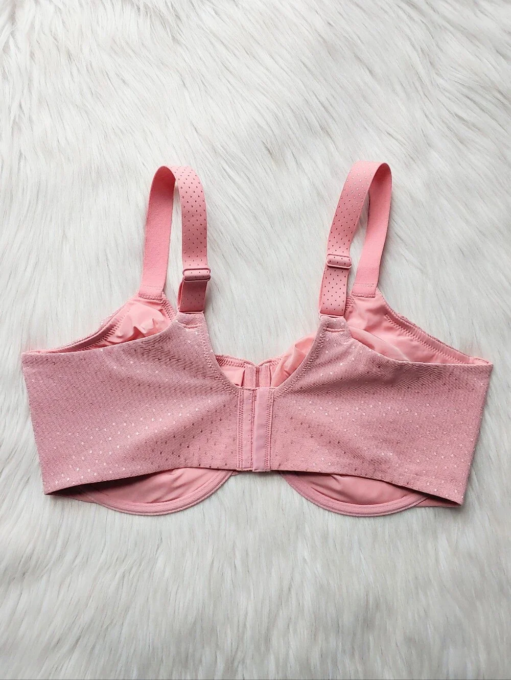 Wacoal Smoothing Unlined Underwire Bra in a Bubble Gum Pink/ Rose, 40H